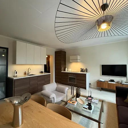 Modern, Newly Renovated And In * Oslo